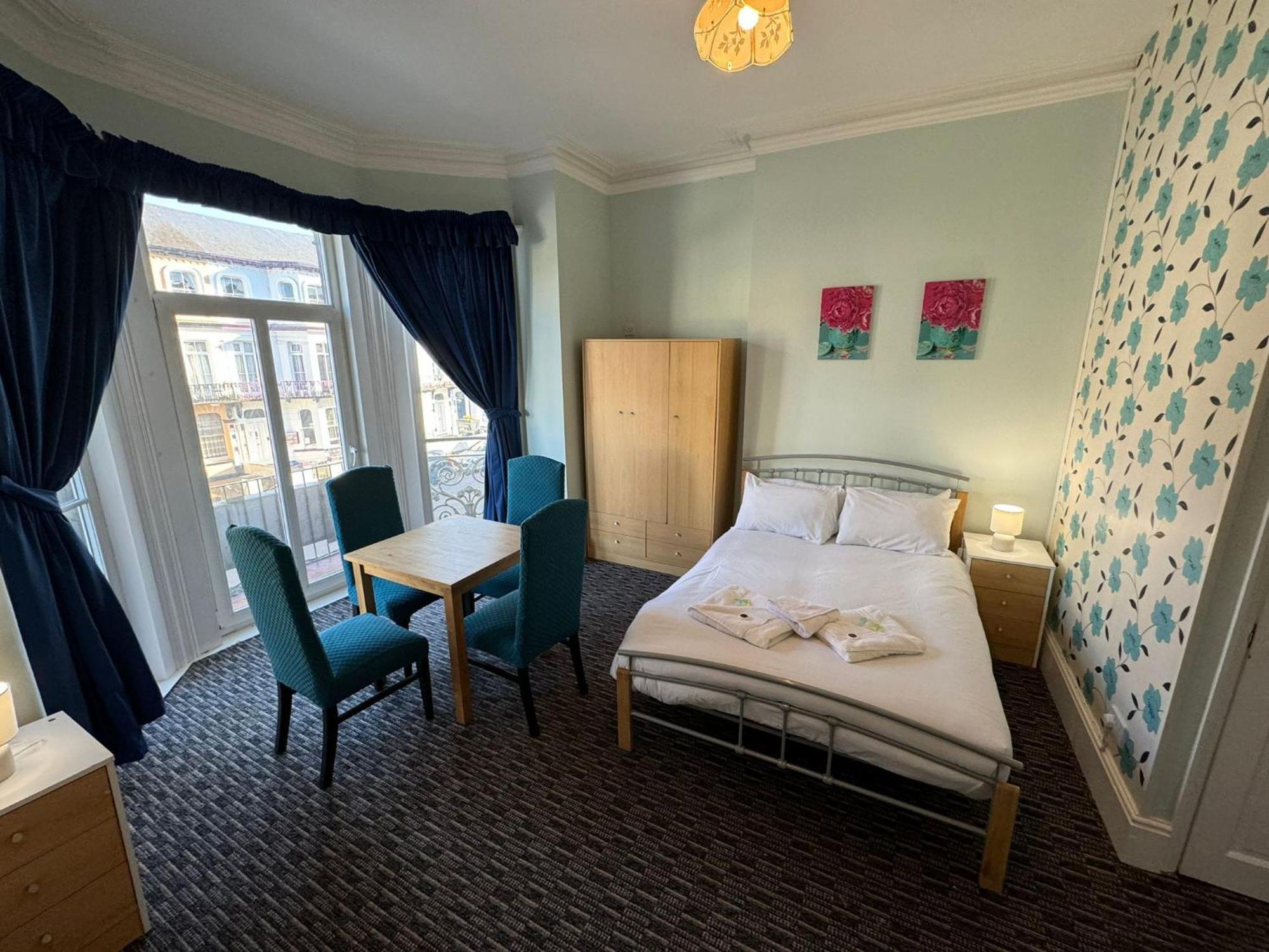 The Paradise Guest House Great Yarmouth Buitenkant foto